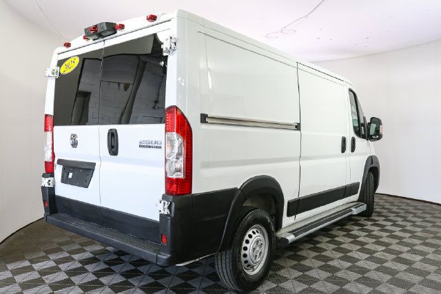 Used 2025 RAM ProMaster 2500 w/ U-Haul Equipment Group FWD image 11
