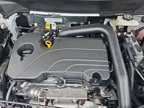 New 2026 Chevrolet Equinox LT w/ Convenience Package II image 30