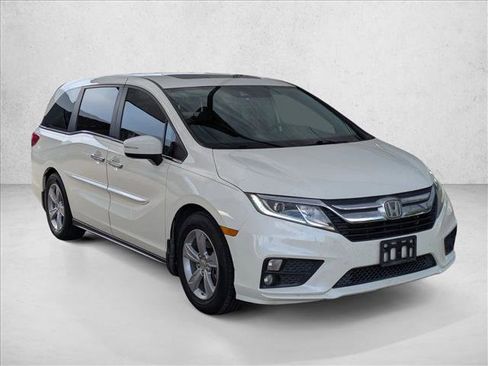Used 2018 Honda Odyssey EX-L image 3