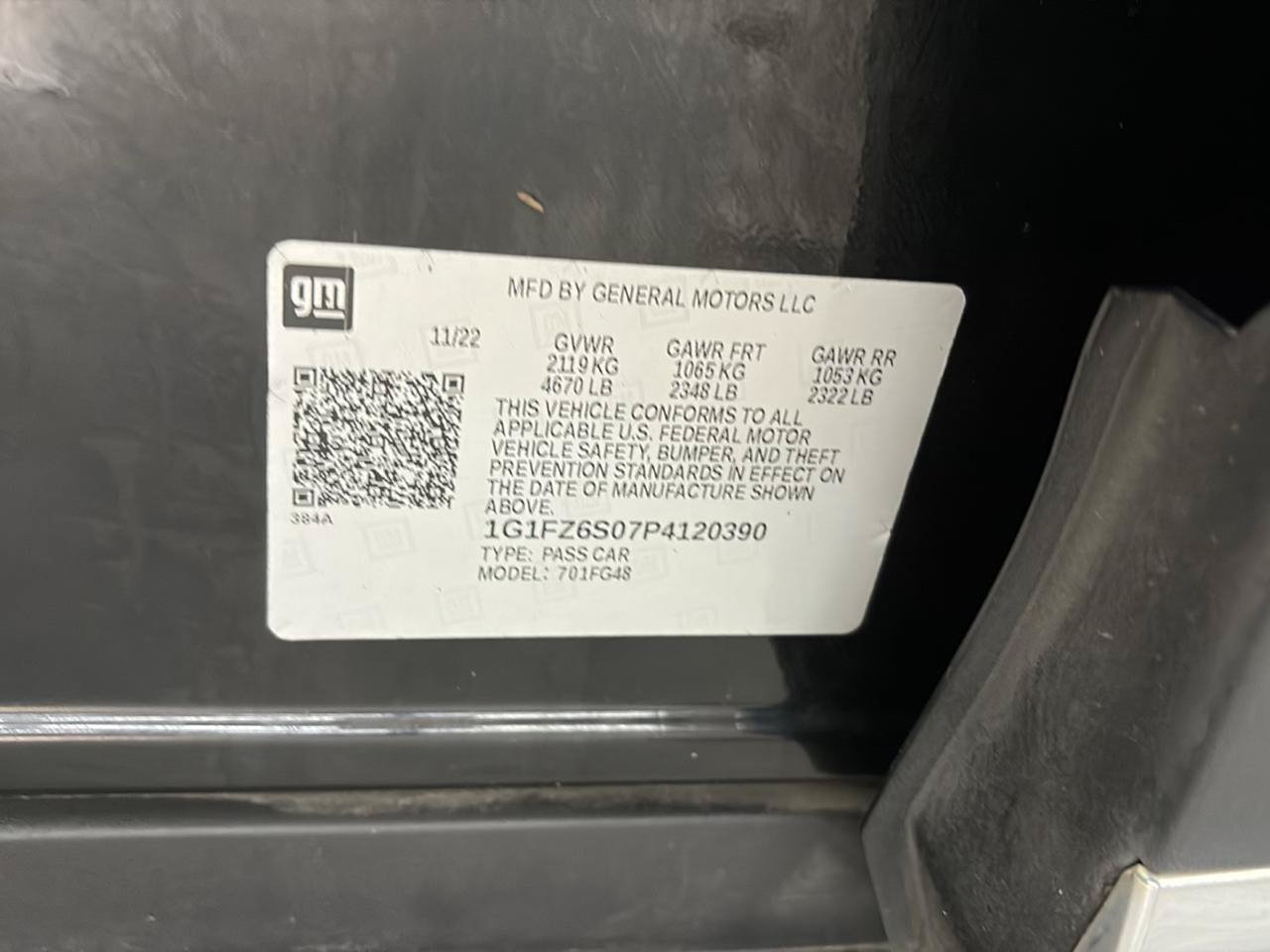 Used 2023 Chevrolet Bolt EUV Premier w/ Sun & Sound Package FWD image 27
