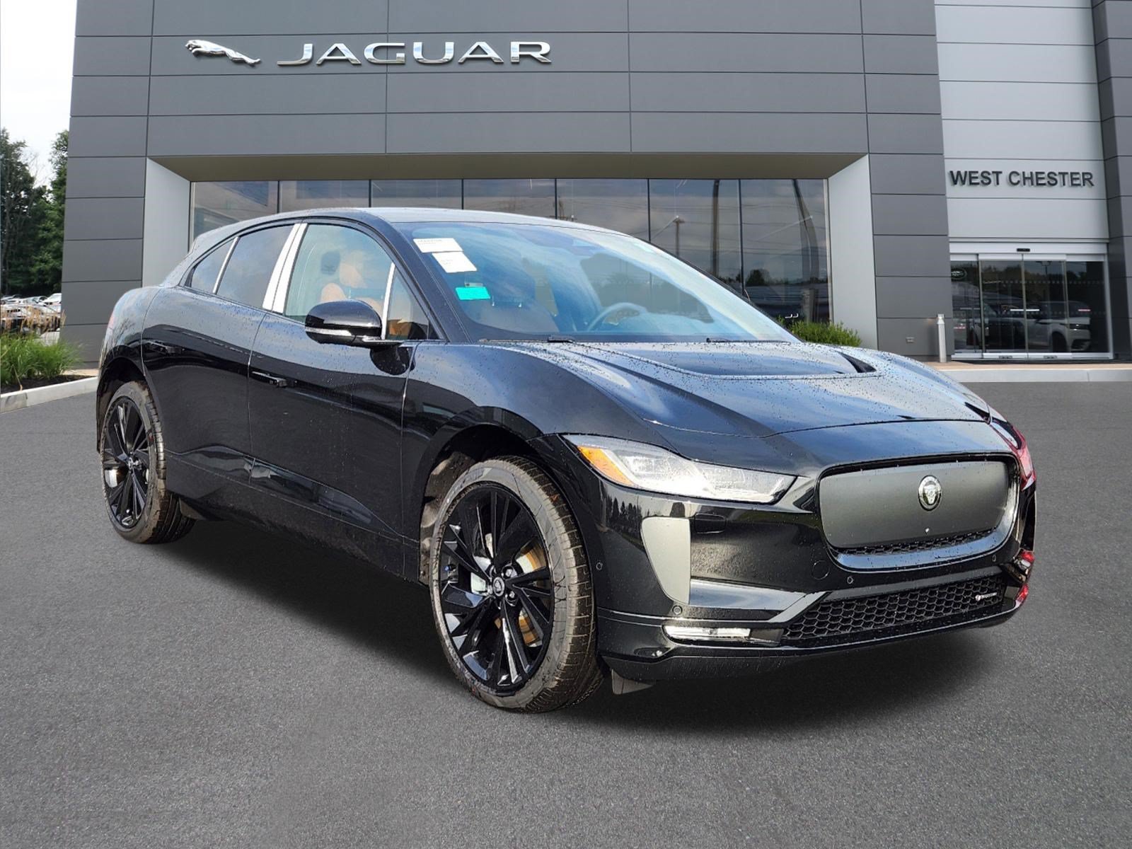 Used 2024 Jaguar I-PACE R-Dynamic HSE AWD/4WD image 2