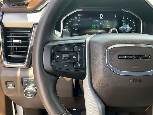 Used 2024 GMC Sierra 1500 Denali AWD/4WD image 24