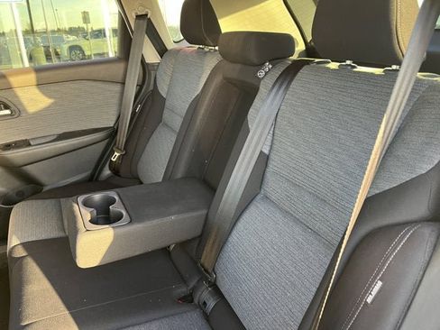 Used 2021 Nissan Rogue SV image 19