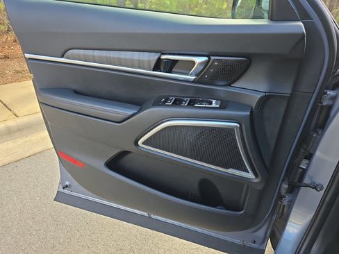 Used 2024 Kia Telluride SX image 29