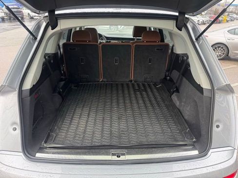 Used 2021 Audi Q7 3.0T Premium Plus image 11