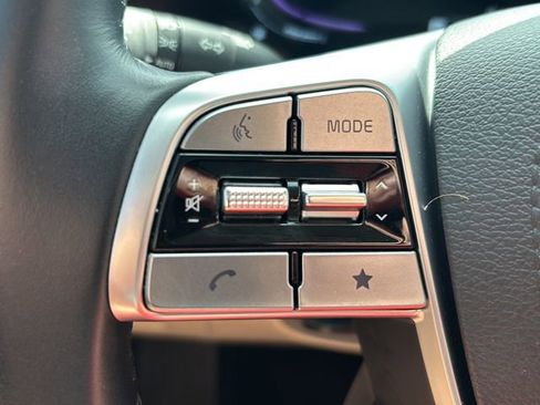 Used 2025 Kia Telluride S FWD image 18