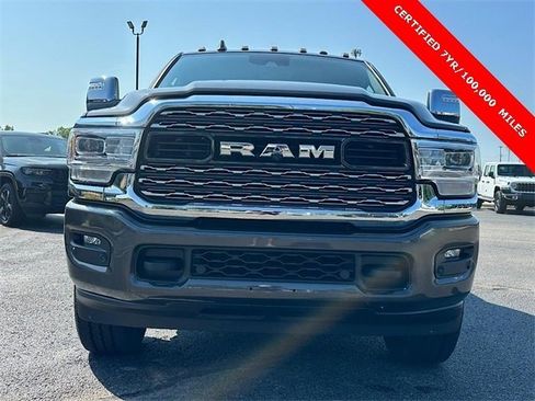Used 2024 RAM 2500 Limited image 2