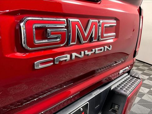 Used 2023 GMC Canyon AT4 w/ AT4 Premium Package AWD/4WD image 30