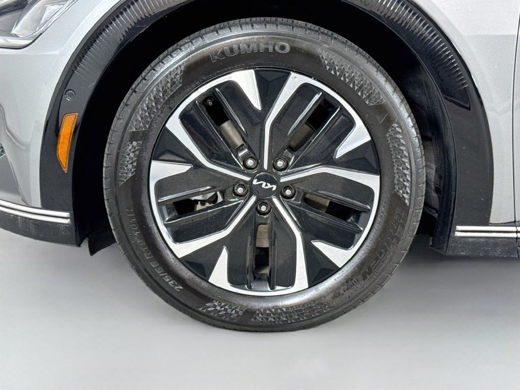 Used 2023 Kia EV6 Wind w/ Wind Technology Package AWD/4WD image 11