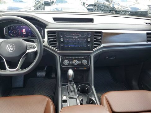 Used 2023 Volkswagen Atlas SE FWD image 13