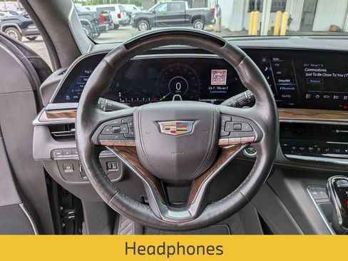 Used 2024 Cadillac Escalade ESV Sport Platinum w/ LPO, ONYX Package AWD/4WD image 14