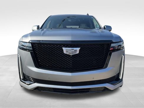 Used 2023 Cadillac Escalade ESV Sport Platinum RWD image 2