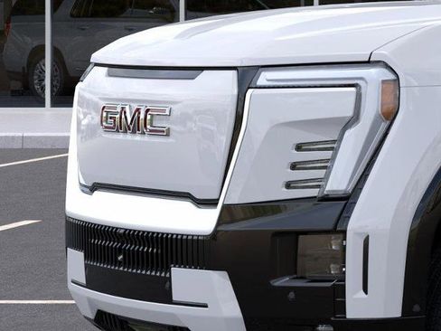 New 2026 GMC Sierra EV Denali AWD/4WD image 13