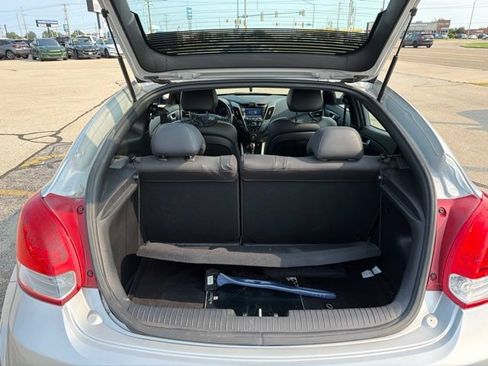 Used 2016 Hyundai Veloster Turbo FWD image 7