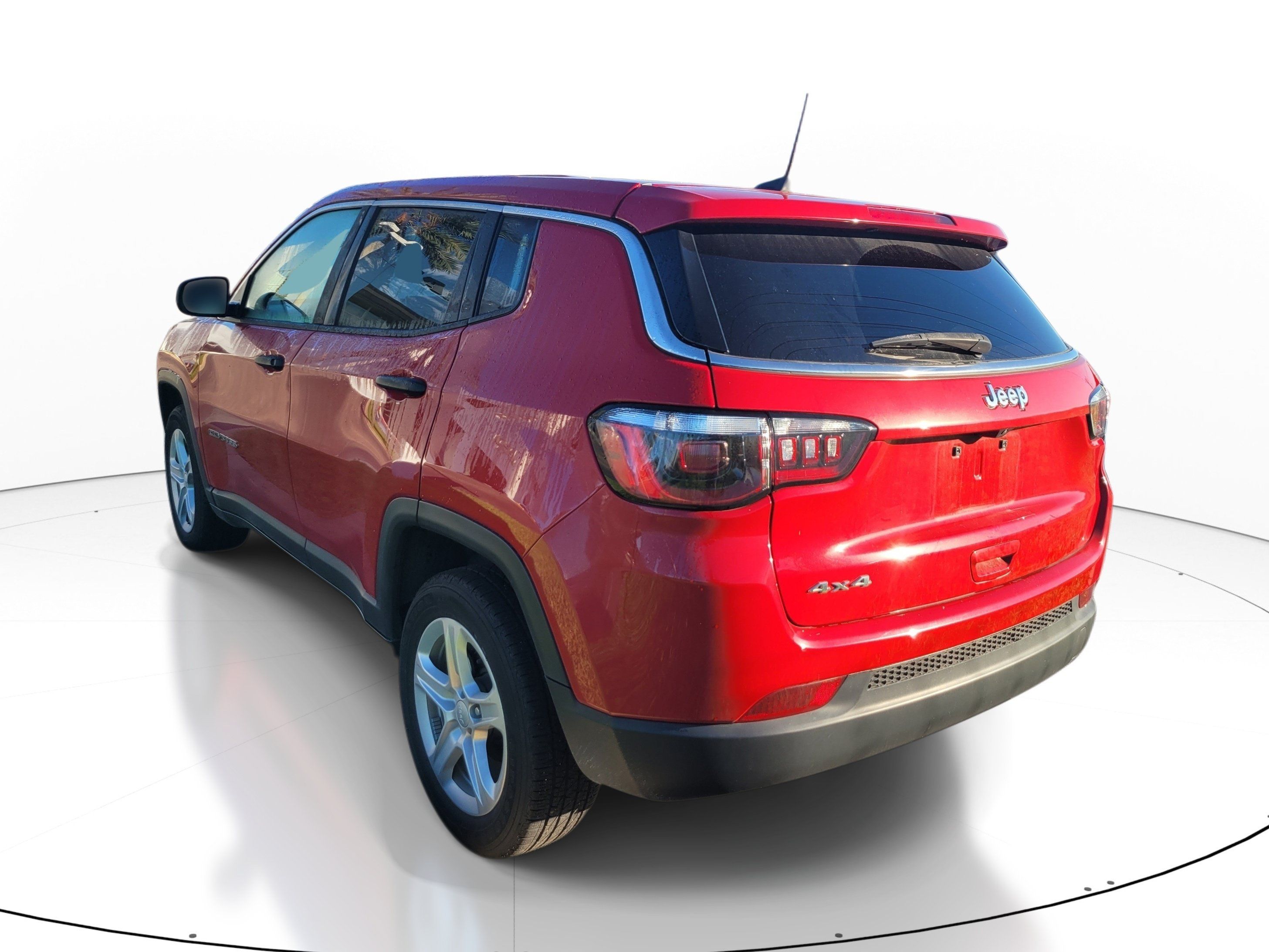 Used 2023 Jeep Compass Sport AWD/4WD image 6