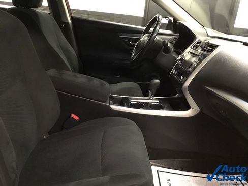 Used 2014 Nissan Altima 2.5 SV image 36