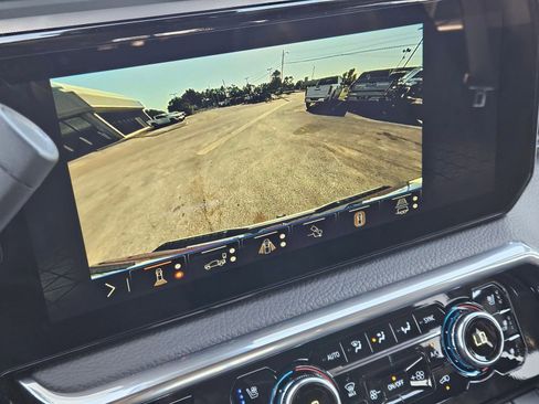 New 2026 GMC Sierra 2500 Denali w/ Denali Reserve Package image 18