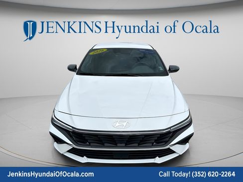 New 2026 Hyundai Elantra Sport FWD image 15
