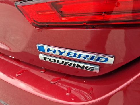Certified 2022 Honda Accord Touring image 9