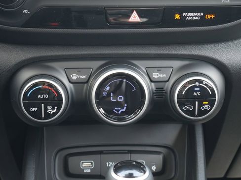 New 2026 Hyundai Venue SEL FWD image 41