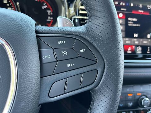 Used 2025 Dodge Durango GT w/ Blacktop Package AWD/4WD image 25