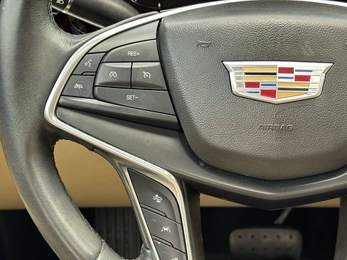 Used 2017 Cadillac XT5 Luxury w/ Driver Awareness Package image 31