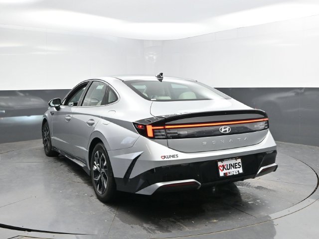 Used 2024 Hyundai Sonata SEL FWD image 10