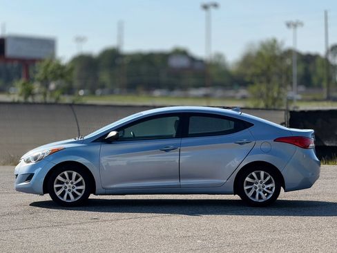 Used 2012 Hyundai Elantra GLS image 8