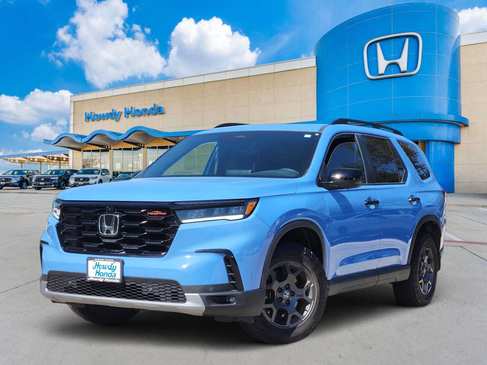 Used 2024 Honda Pilot TrailSport image 1