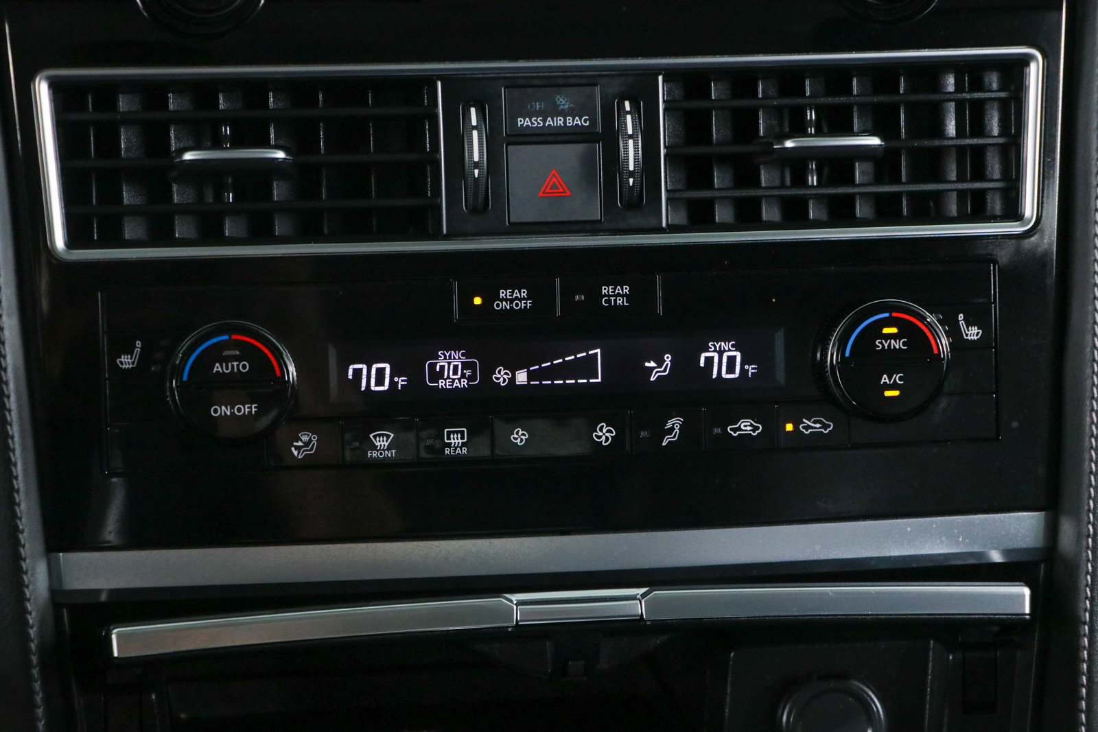 Used 2023 INFINITI QX80 Luxe w/ Cargo Package RWD image 21