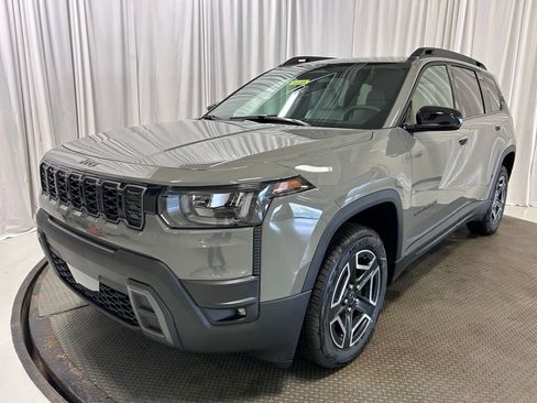 New 2026 Jeep Cherokee Laredo AWD/4WD image 25