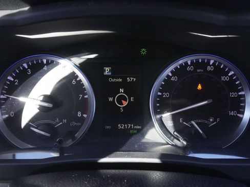 Used 2018 Toyota Highlander XLE image 11