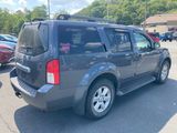Used 2011 Nissan Pathfinder SV image 4