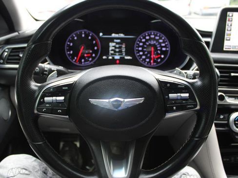 Used 2019 Genesis G70 3.3T Advanced w/ Elite Package RWD image 9