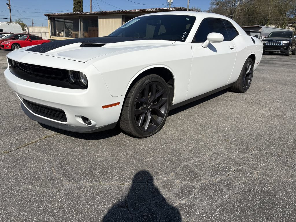 Used 2020 Dodge Challenger SXT w/ Blacktop Package RWD image 1