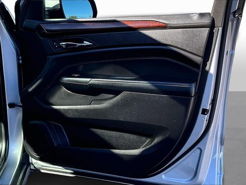 Used 2015 Cadillac SRX Performance image 18