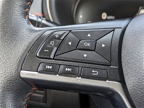 Used 2023 Nissan Kicks SR w/ SR Premium Package image 26