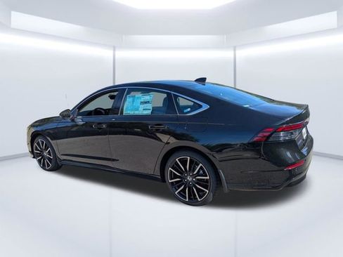 New 2026 Honda Accord Touring image 6