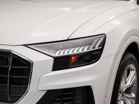 Used 2023 Audi Q8 Premium Plus w/ Premium Plus Package AWD/4WD image 9