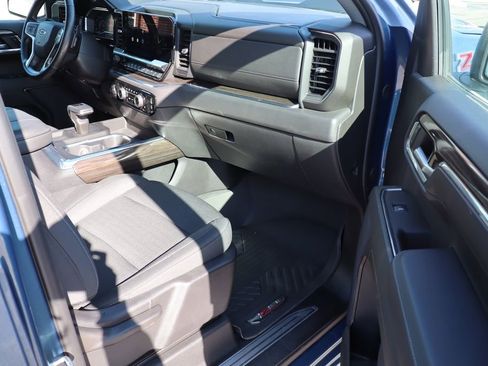 Used 2024 Chevrolet Silverado 1500 LT Trail Boss w/ Protection Package image 45