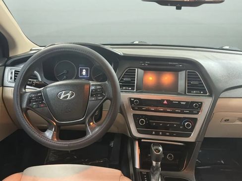 Used 2016 Hyundai Sonata SE FWD image 11
