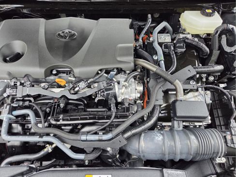 Used 2026 Toyota Camry XLE AWD/4WD image 25