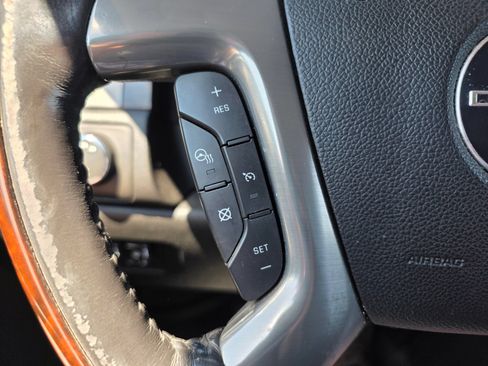 Used 2011 GMC Sierra 2500 Denali AWD/4WD image 22