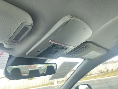 Used 2025 Toyota Camry LE w/ Convenience Package image 13