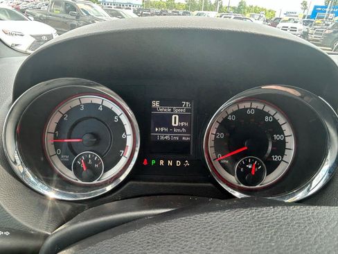 Used 2017 Dodge Grand Caravan GT FWD image 20