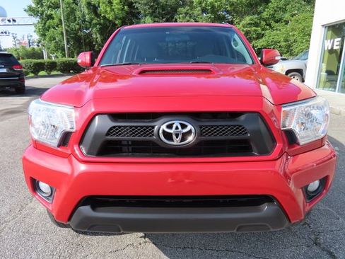 Used 2014 Toyota Tacoma 4x4 Double Cab w/ TRD Sport Package image 18