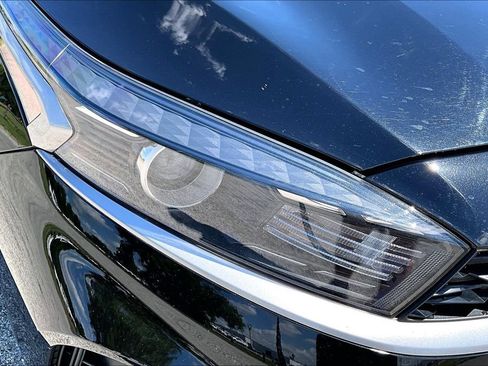Used 2024 Kia Forte LXS FWD image 25