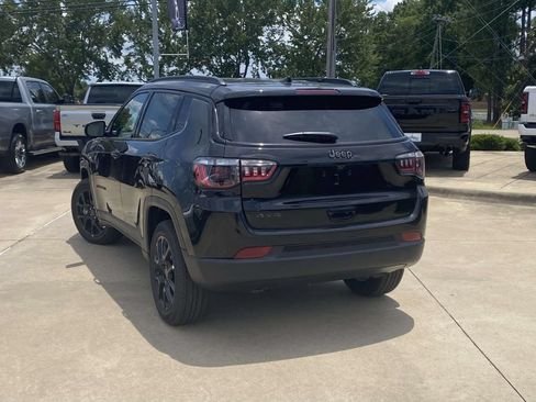 New 2026 Jeep Compass Latitude AWD/4WD image 35