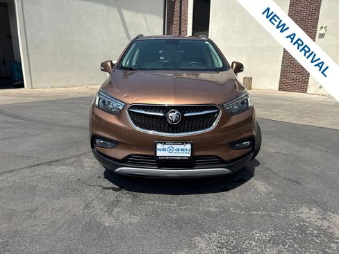 Used 2017 Buick Encore Preferred FWD image 2