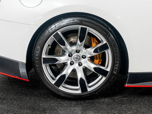 Used 2009 Nissan GT-R Premium image 9